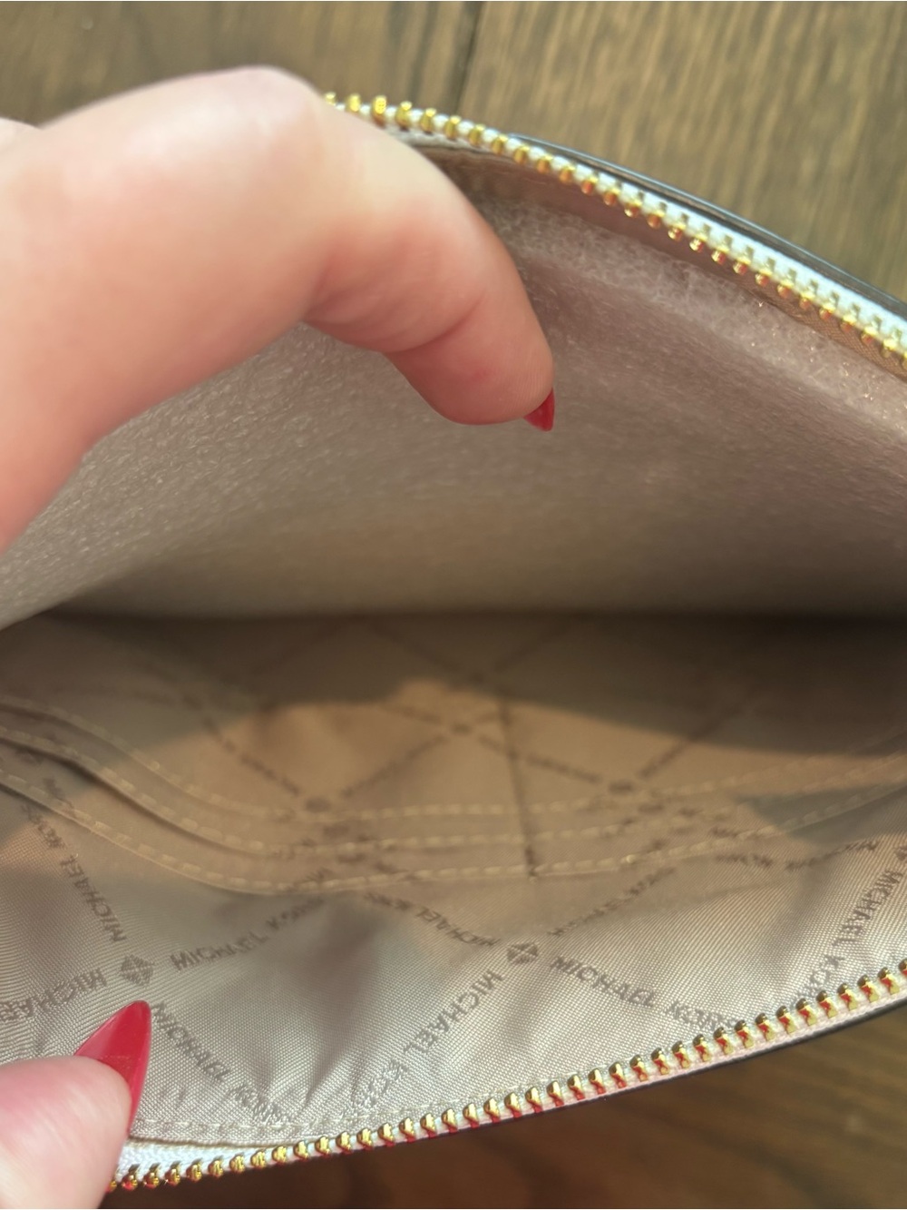 Michael Kors Cream Saffiano Leather Wristlet with Gold Logo - Picture 4 of 5